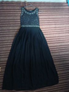 Elegant Black Maxi Dress
