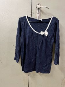 cute Korean bow fitted top 🎀