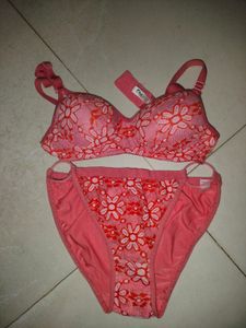 LINGERIE SET