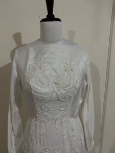 Beautiful vintage dress