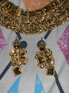 very new jewellery set