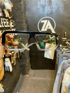 Square Frame Fashion Glasses