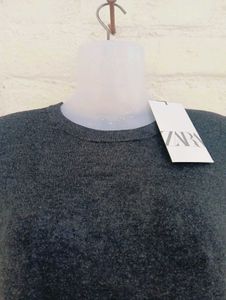 ZARA NEW WITH TAG T-SHIRT
