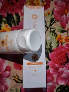Sophistique Vitamin C Facewash 100ml 🧡🍊