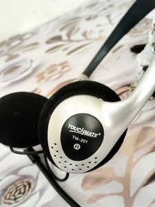 Headphone.