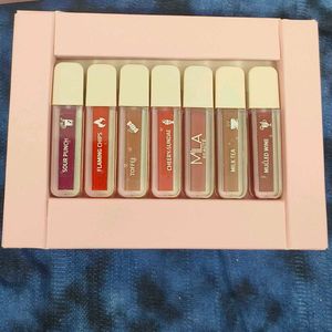 Mila Beaute Lipstick Set