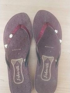 Women&#39;s Flip Flops - Size 7