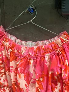 Floral Off-Shoulder Ruffle Blouse
