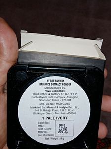 Ny Bae Runway Radiance Compact Powder