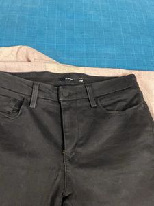 Streachble Dark black Jeans