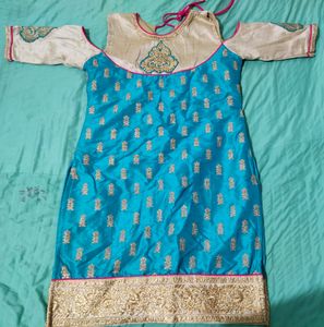 Elegant Turquoise & Gold Embellished Kurti