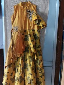 Elegant Girls' Yellow Party Dress