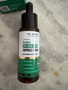 Dr. Sheth's Kesar &amp; Kojic Acid Serum
