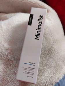 Minimalist Dehydrated Skin Moisturizer with 10% Vi