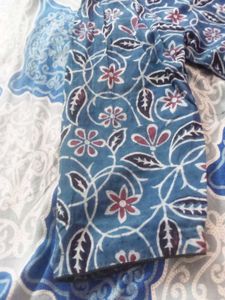 Blue Floral Print Top