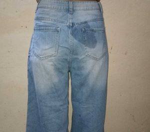 Ripped Wide baggy Jeans