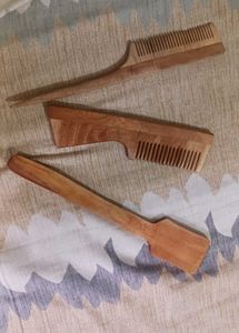 Wooden Comb With Spatula