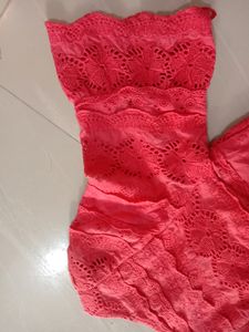 chikenkari Short Kurti