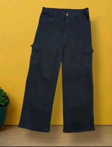 6 Pocket Cargo