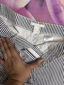 H&amp;M Blue Striped Shorts