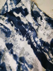 Patterned Women's Top