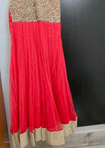 Padded Elegant Ethnic Gown