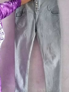 High-Waisted Grey Jeans