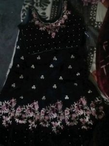 Elegant Embroidered Lehenga Choli Set