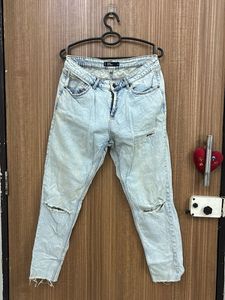 Ripped Skinny Mid Waist Jeans
