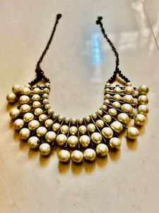 Combo set - Scrunchie with Pearl Detail and a Pear