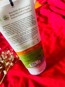Mamaearth Vitamin C Oil Free Face Moisturizer