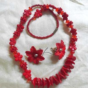 New Floral Necklace Set