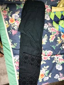 Black⚫ Suit Yellow Dupatta