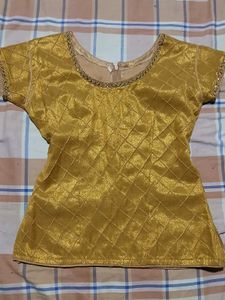 🌷price drop*Gold &amp; Green Ethnic Lehenga Choli Set