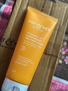 Dot &amp; Key Face Wash