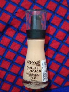 Coat Me BONJOUR PARIS Matte Foundation