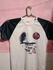 Graphic Print Raglan T-shirt