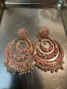 Earrings pink