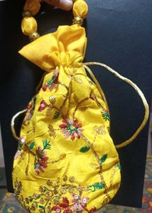 Handmade Rajasthani Purse And Jhumki