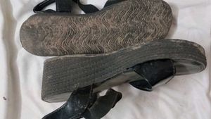 EXTREMELY USED HEELS✨🎀