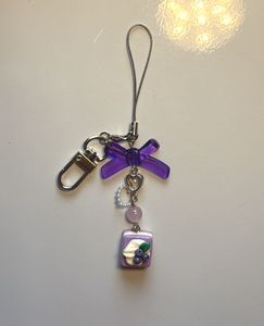Cake Phonecharm + Keychain
