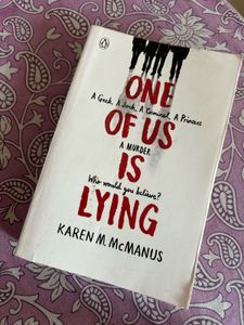 One of Us Is Lying - Karen McManus