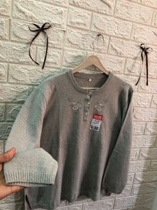 Embroidered Grey Pullover🇺🇸