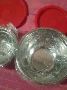 Combo Off Two Bowls With Lid