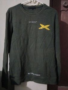5 hoodies and sweatshirt Bundle