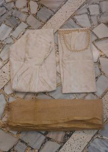 Elegant Kurta Set With Golden Dupatta