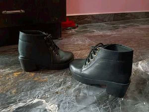 Women&#39;s Black Boots