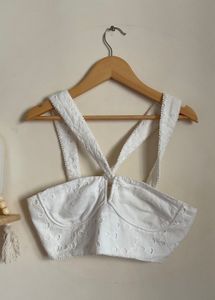 Zara Cropped White Top 🦢