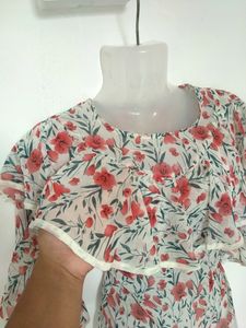 Floral Ruffled Neck Top