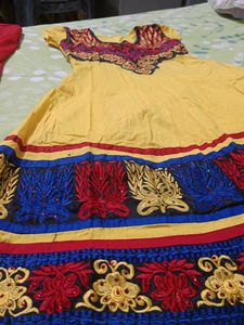 Yellow Embroidered Kurta Set For Women